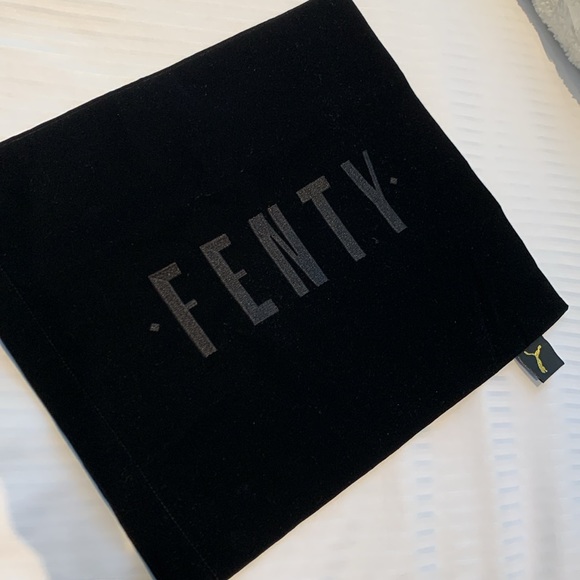 Fenty Velvet Logo Bag - Picture 7 of 8
